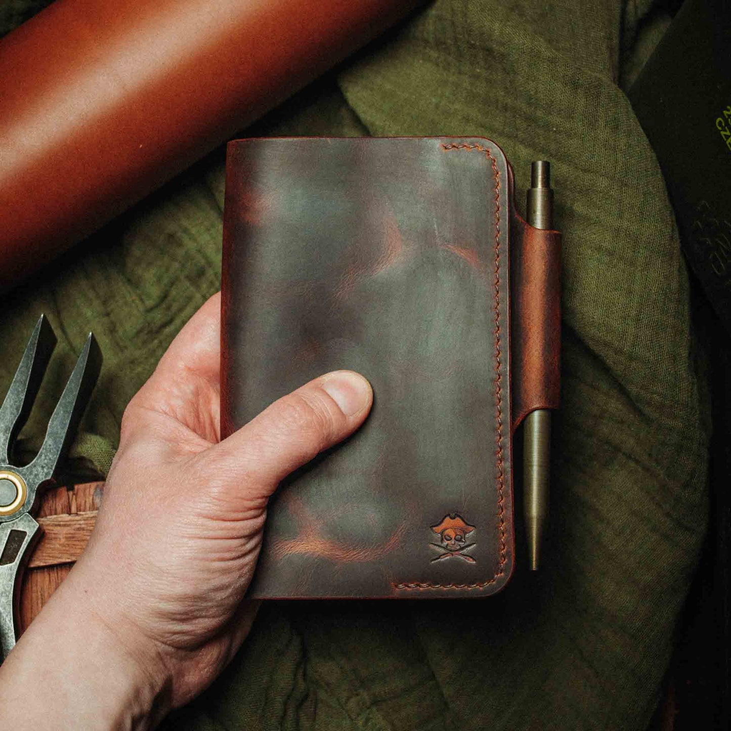 Field Notes Cover - Navigator | Leather Journal Holder | EDC